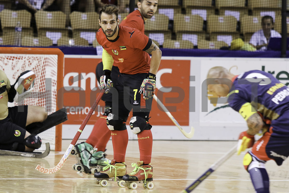 Marinho reencontra Pedro Gil depois de se terem defrontado no Mundial de França