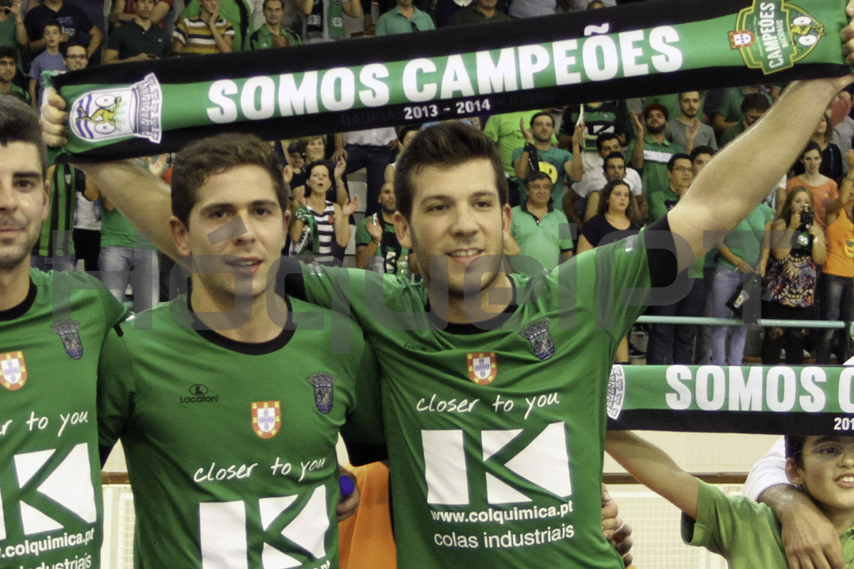 Telmo Pinto (agora no FC Porto) e João Souto (na Oliveirense) são dois dos mentores da homenagem ao malogrado jogador