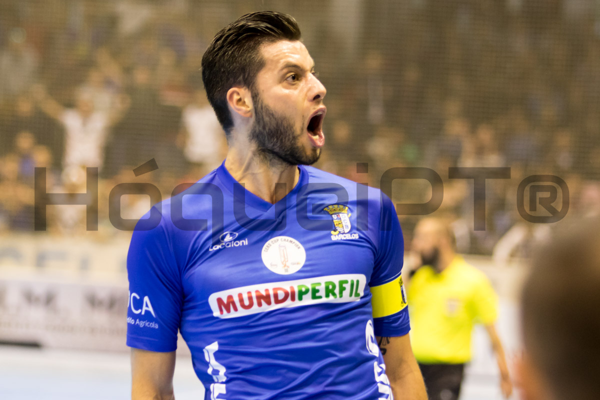O capitão tem uma grande ligação aos seus adeptos