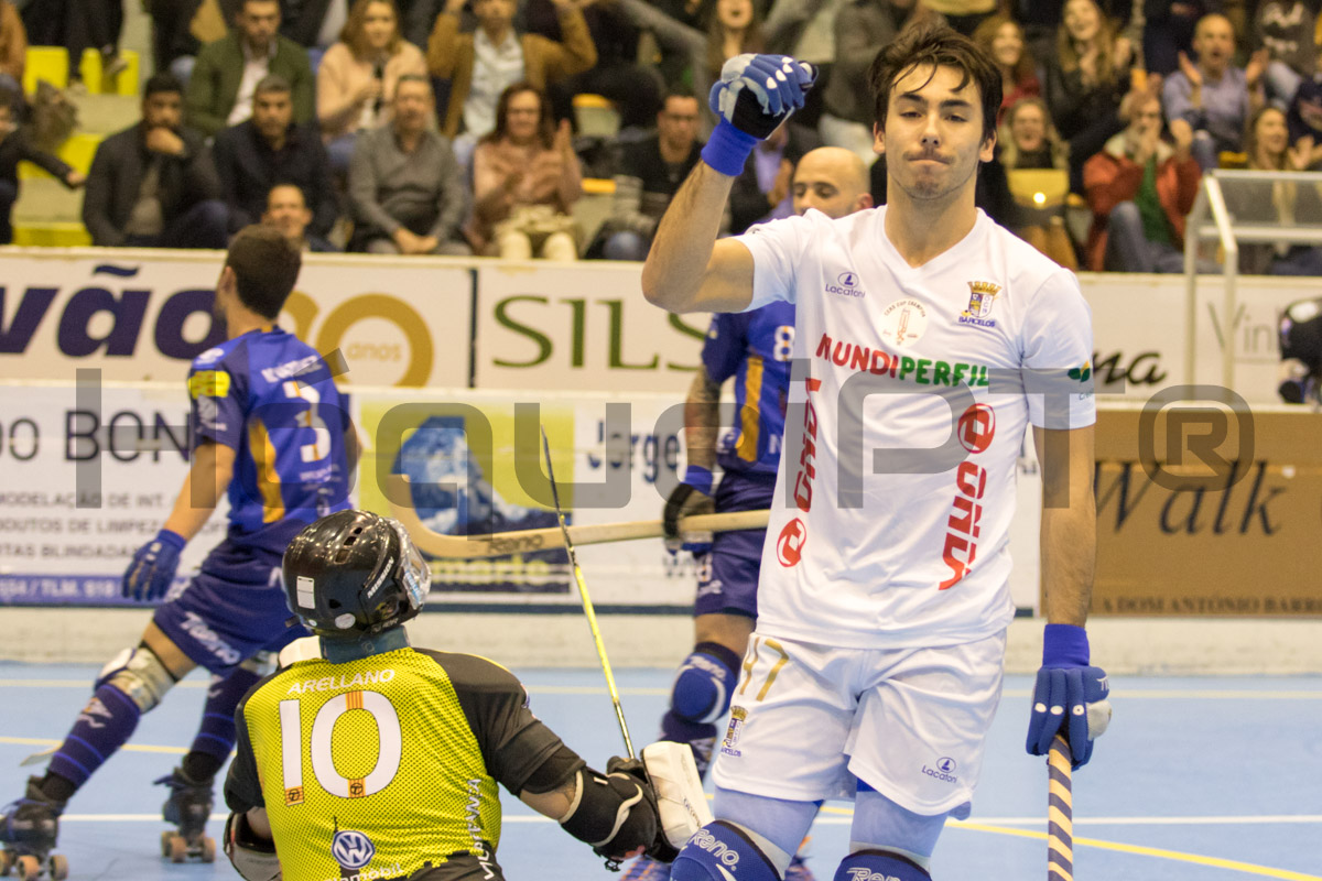 Alvarinho voltou a marcar de bola parada