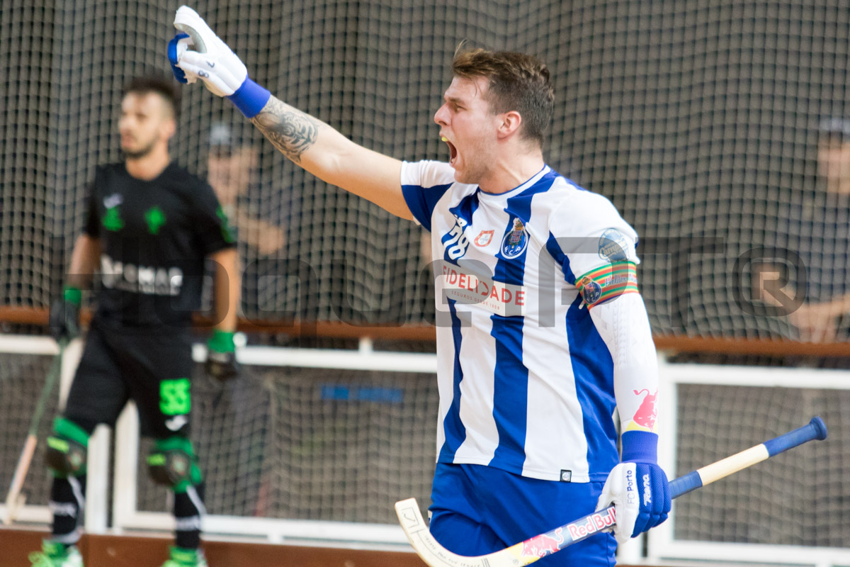 Hélder Nunes assinou um hat-trick