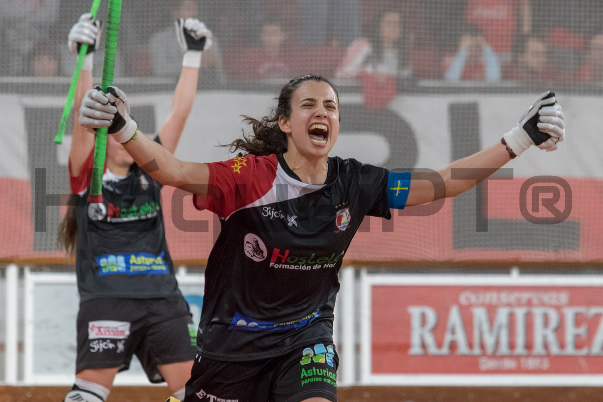 Capitã Sara Lolo celebrou a sua quarta conquista europeia