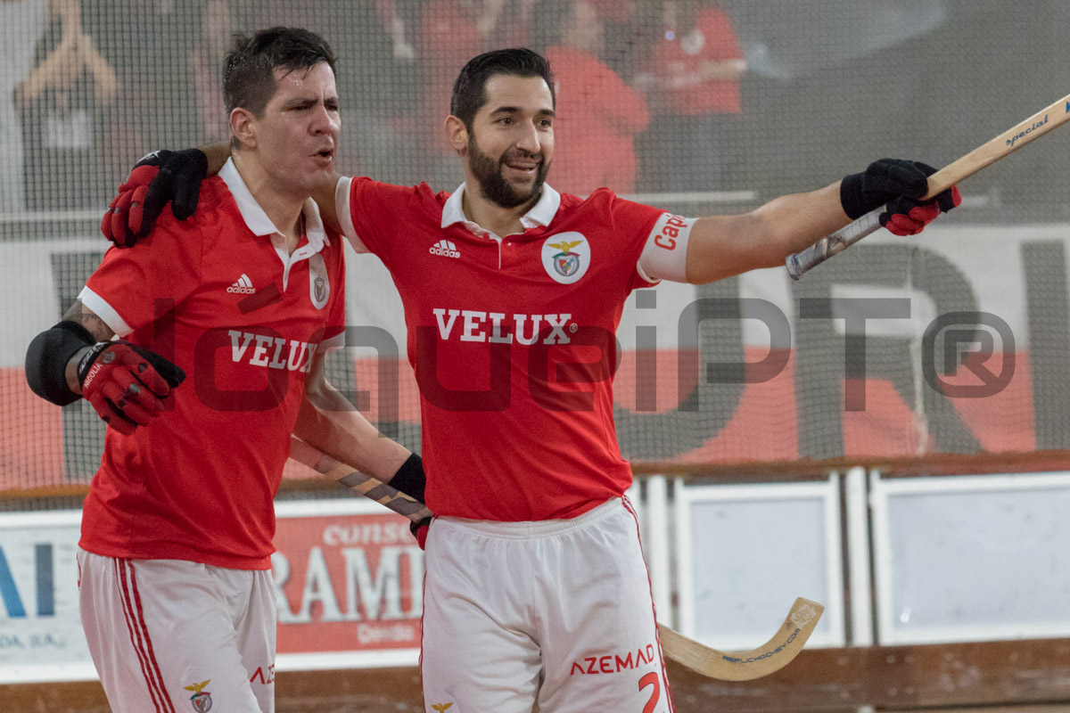 Benfica teve vantagem de dois golos com o 3-1 por Valter Neves, mas seria encurtada