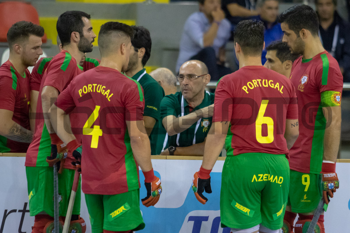 Num jogo sem sobressaltos, Luís Sénica viu a sua equipa vencer tranquilamente