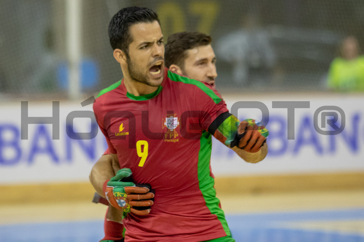 João Rodrigues repôs a igualdade, mas esta seria prontamente anulada; na fase final apontaria mais dois golos