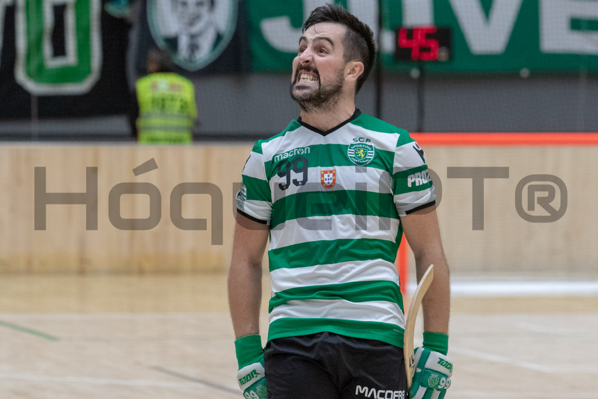 Romero matou o jogo, com pouco mais de dois minutos para jogar