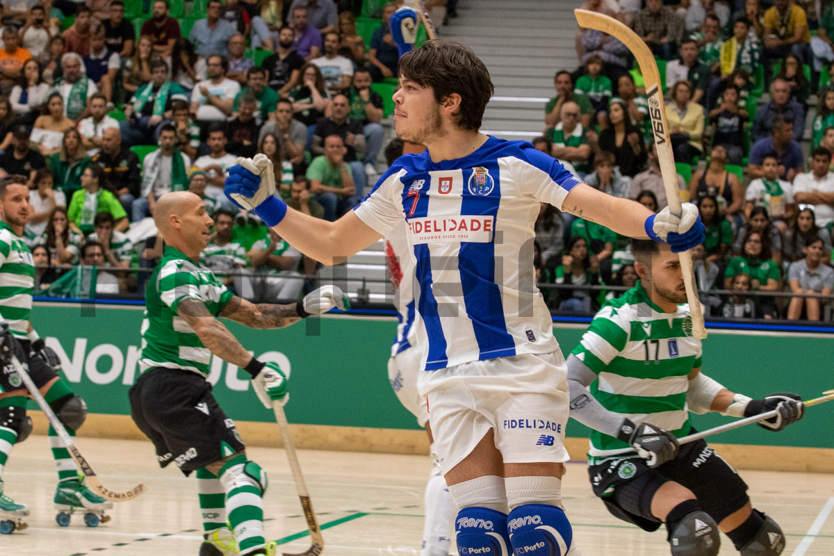 O 2-2 por Cocco lançou o Porto para uma excelente segunda parte… a que faltou eficácia