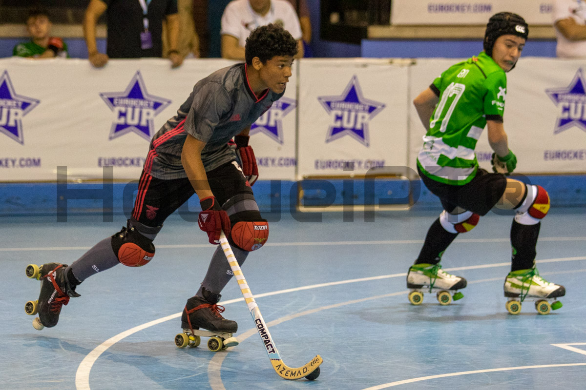 Tal como o Benfica, Tiago Sanches procura o “bi” na Eurockey Cup, mas no ano passado venceu em Sub-15 pelo Paço de Arcos