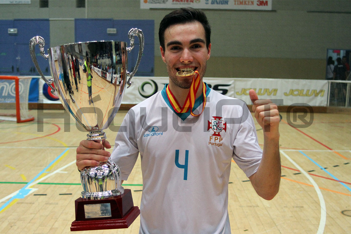 Bicampeão em Vilanova i la Geltrú
