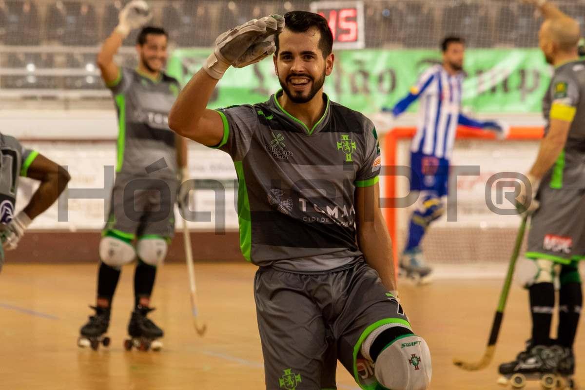 Xanoca bisou e soma já 13 golos para o Campeonato