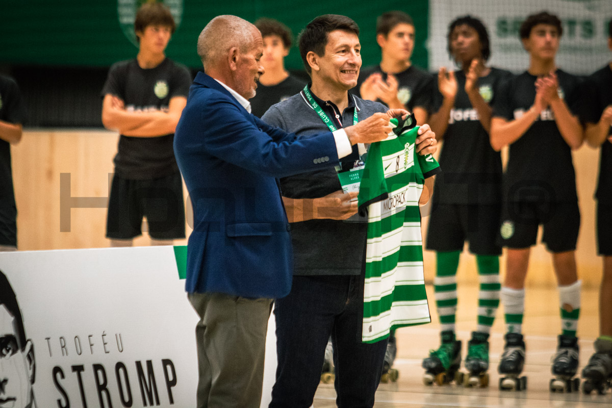 Pedro Alves homenageado.