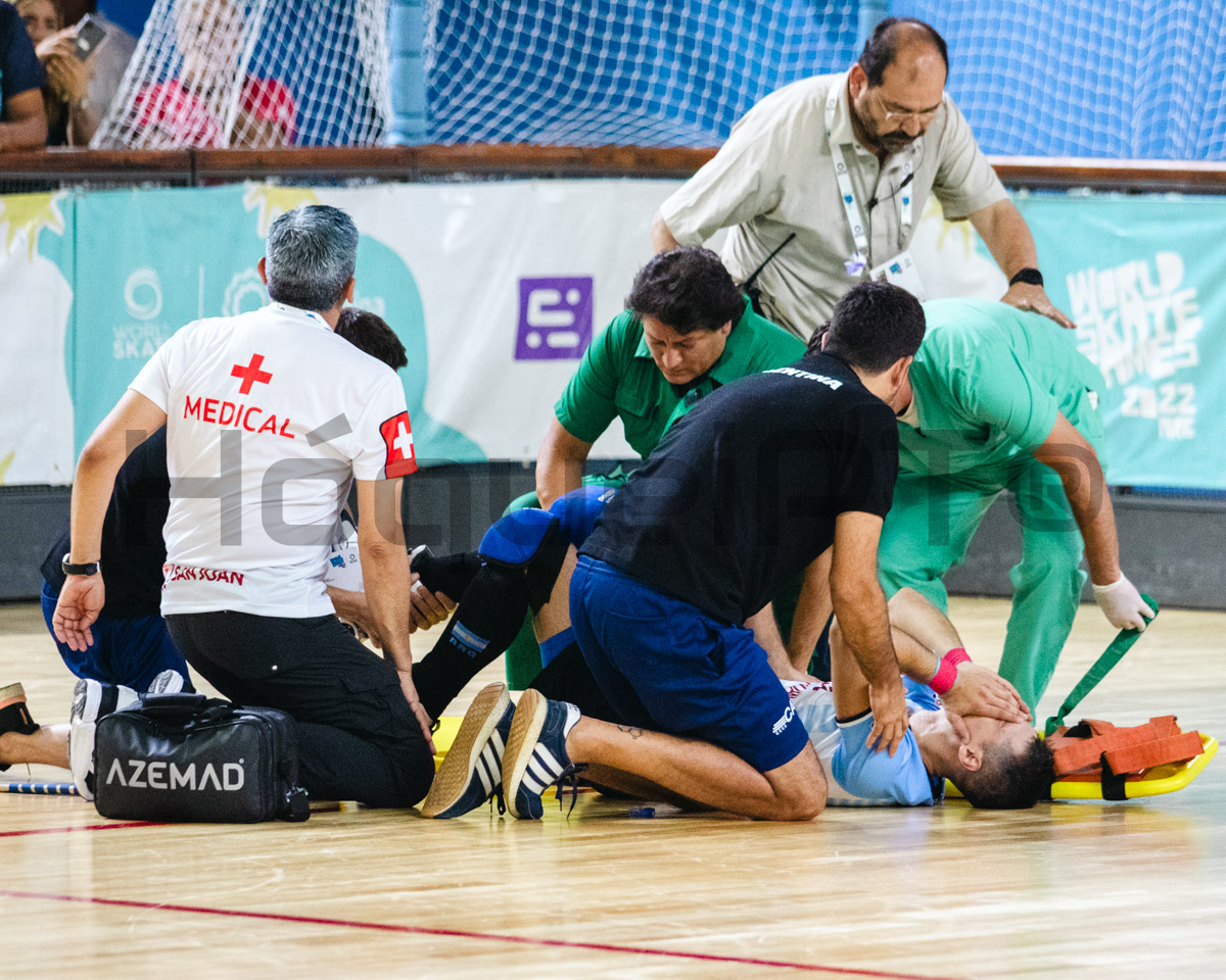Momento da lesão no Mundial, perante um Aldo Cantoni repleto e incrédulo, foi arrepiante.