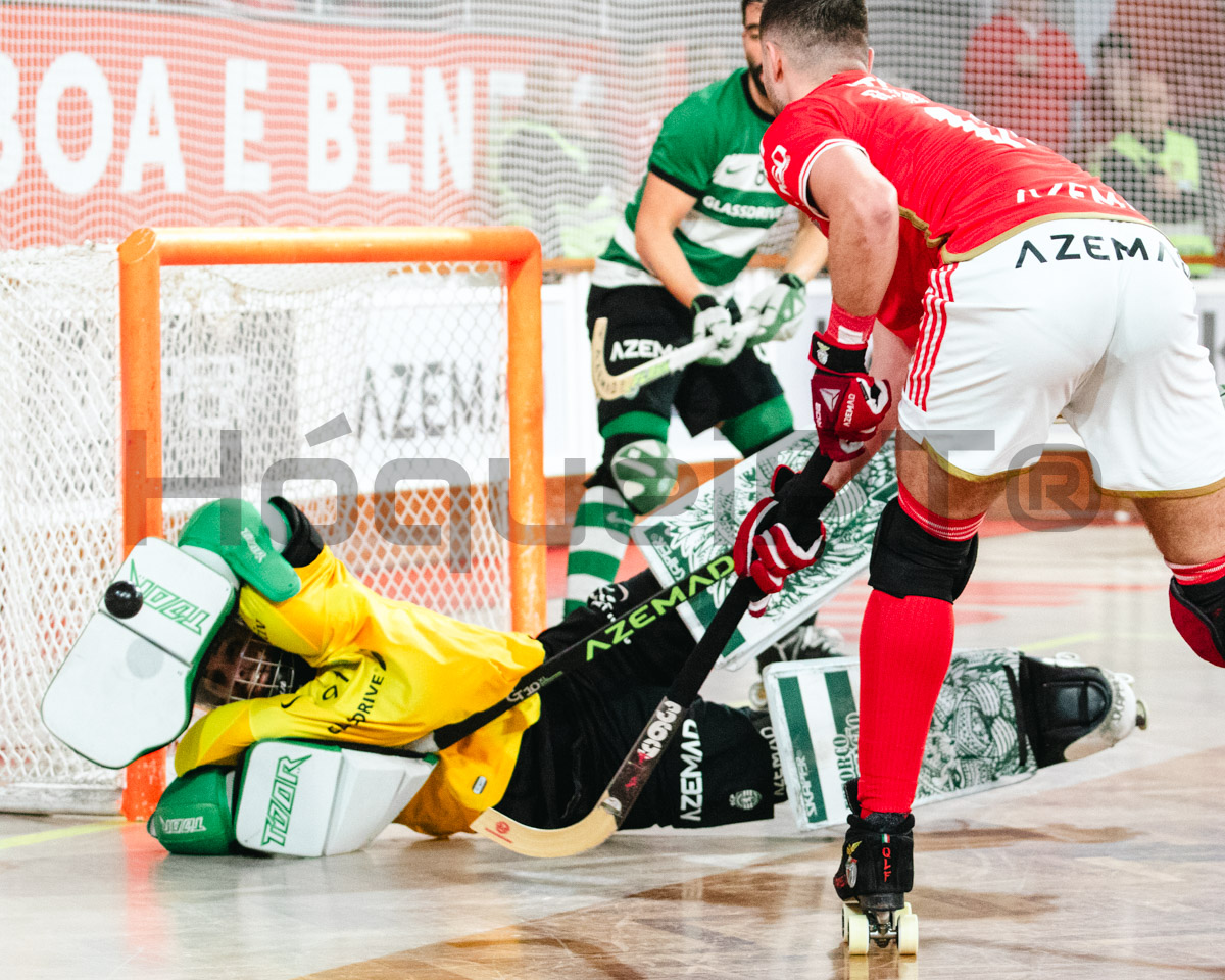Zé Diogo defendeu a baliza do Sporting na etapa complementar, rendendo Girão que lutara contra uma gastroentrite para ser titular.