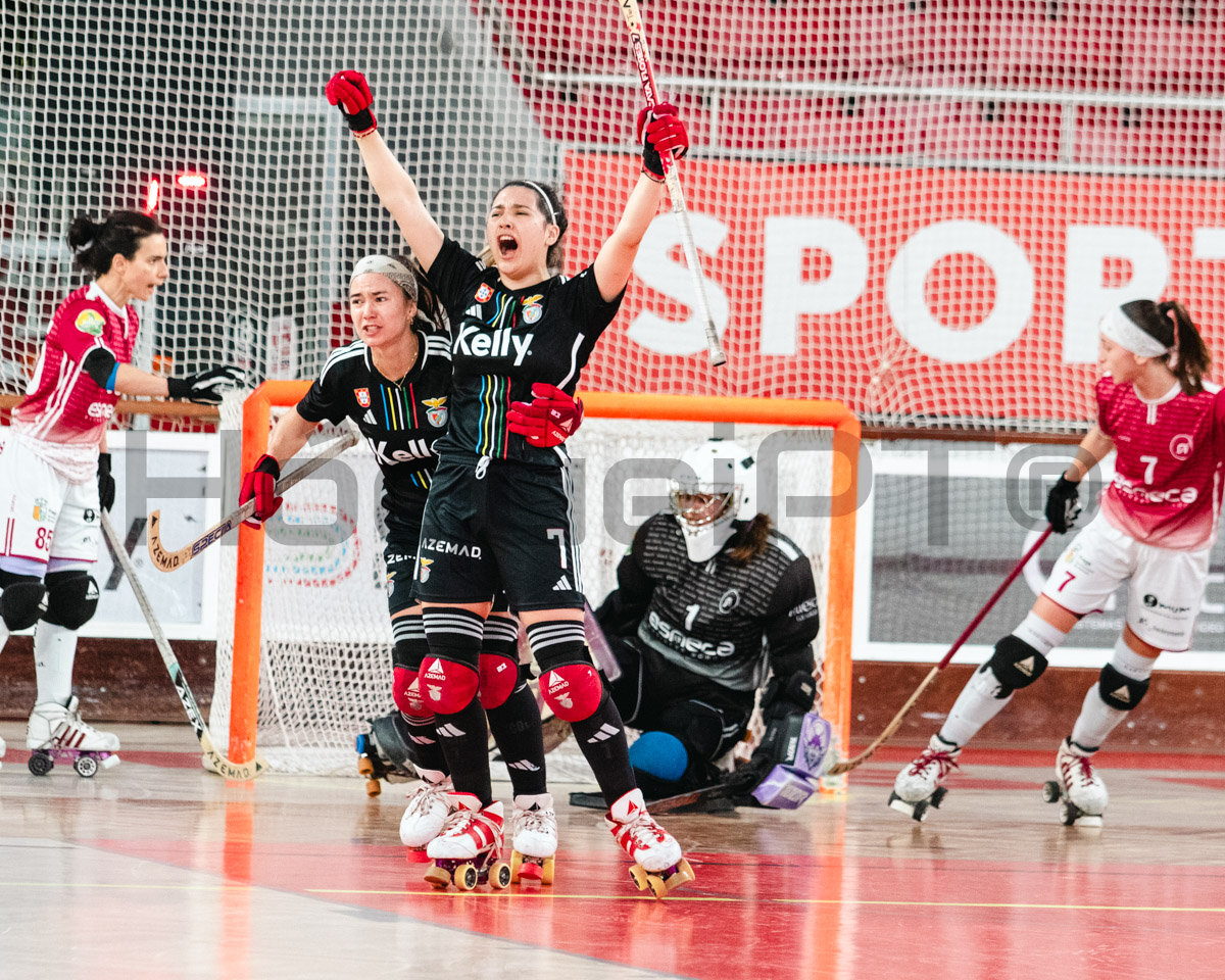 Cata Flores assinou o 2-2, mas o empate não chegava para o Benfica se qualificar para os quartos-de-final.