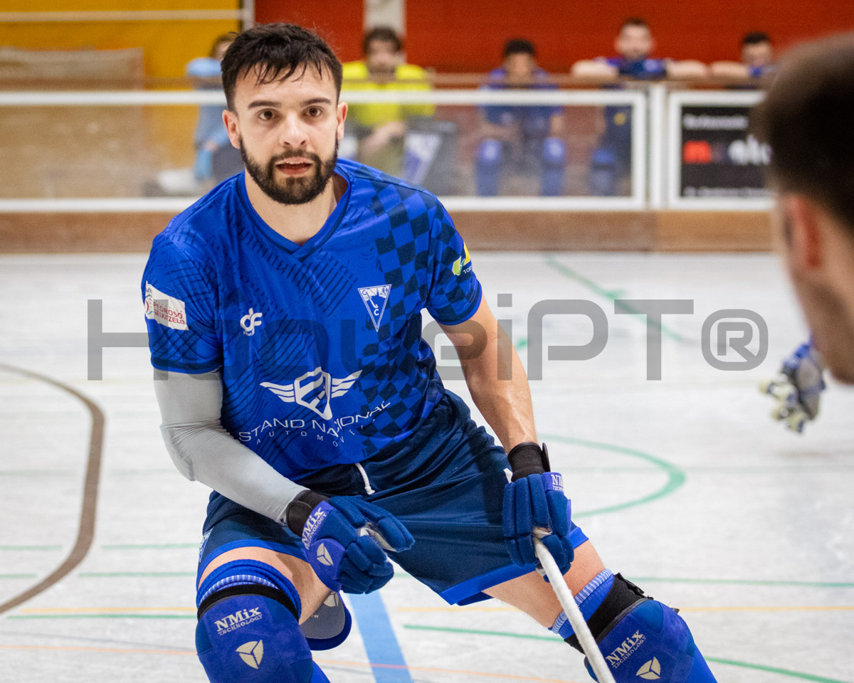 No regresso aos Carvalhos, Rúben Sousa soma 26 dos 43 golos, mais de 60%, da equipa no Campeonato Placard.