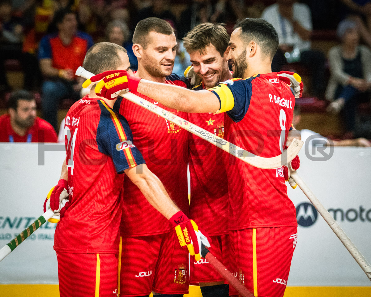 Marc Grau, com um hat-trick na primeira parte, permitiu à Espanha descansar cedo.
