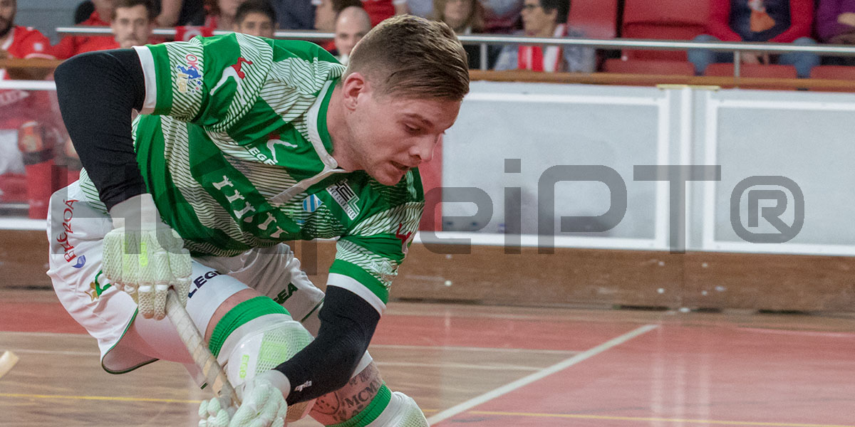 Casanovas rescinde, e Reus já tinha Carballeira na manga