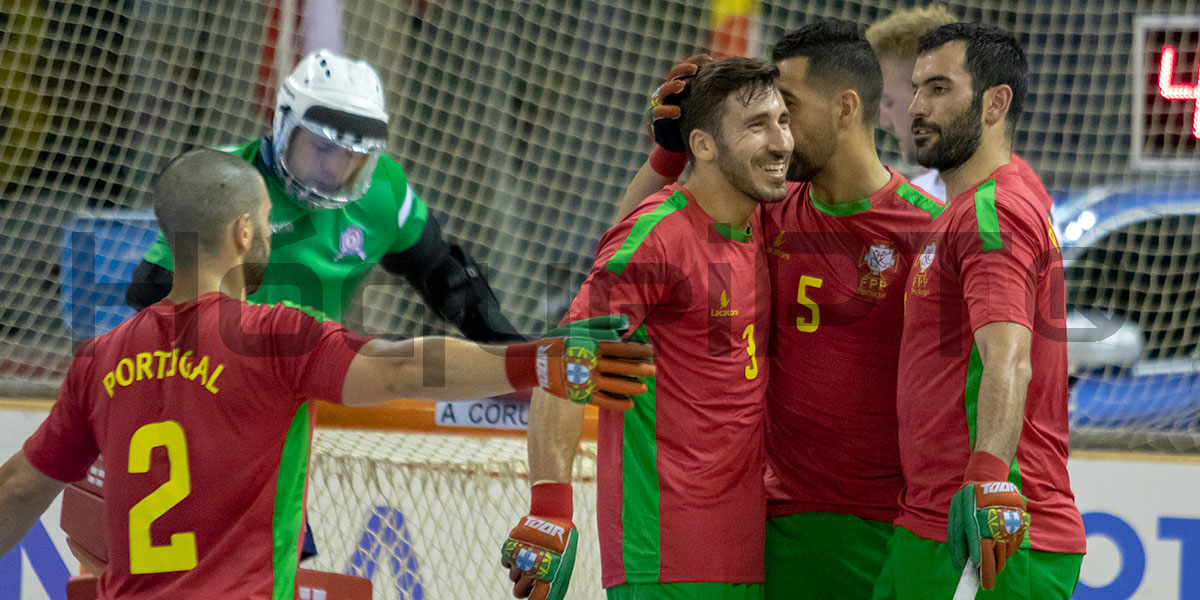 Vitória expressiva leva Portugal às 'meias'