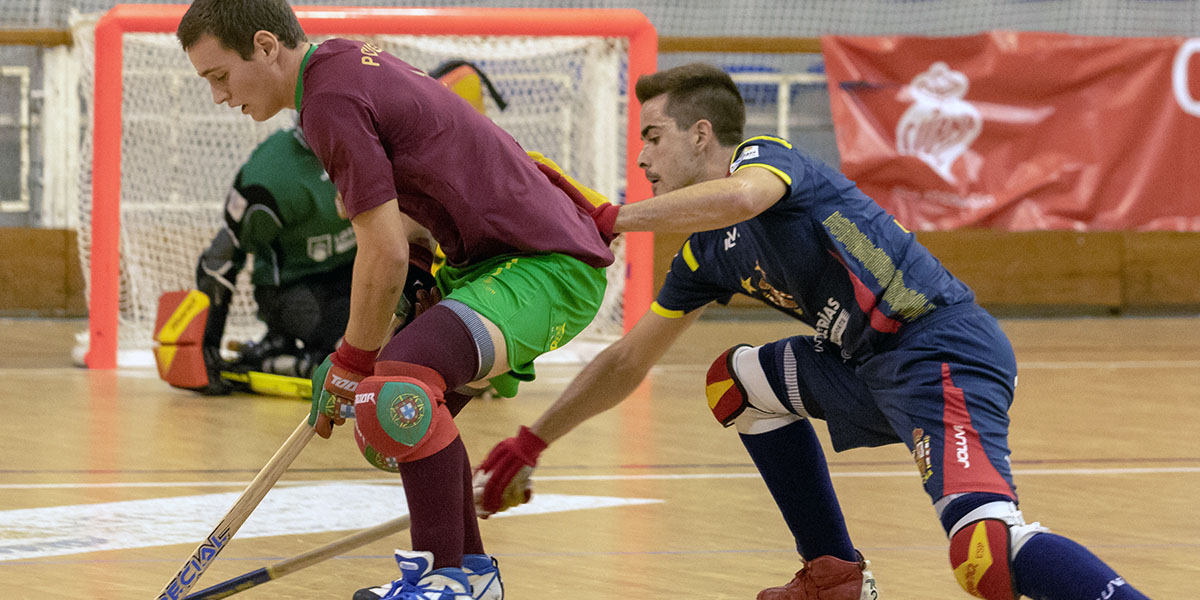 Espanha e Itália decidem campeão no fim do sonho do 'hexa'