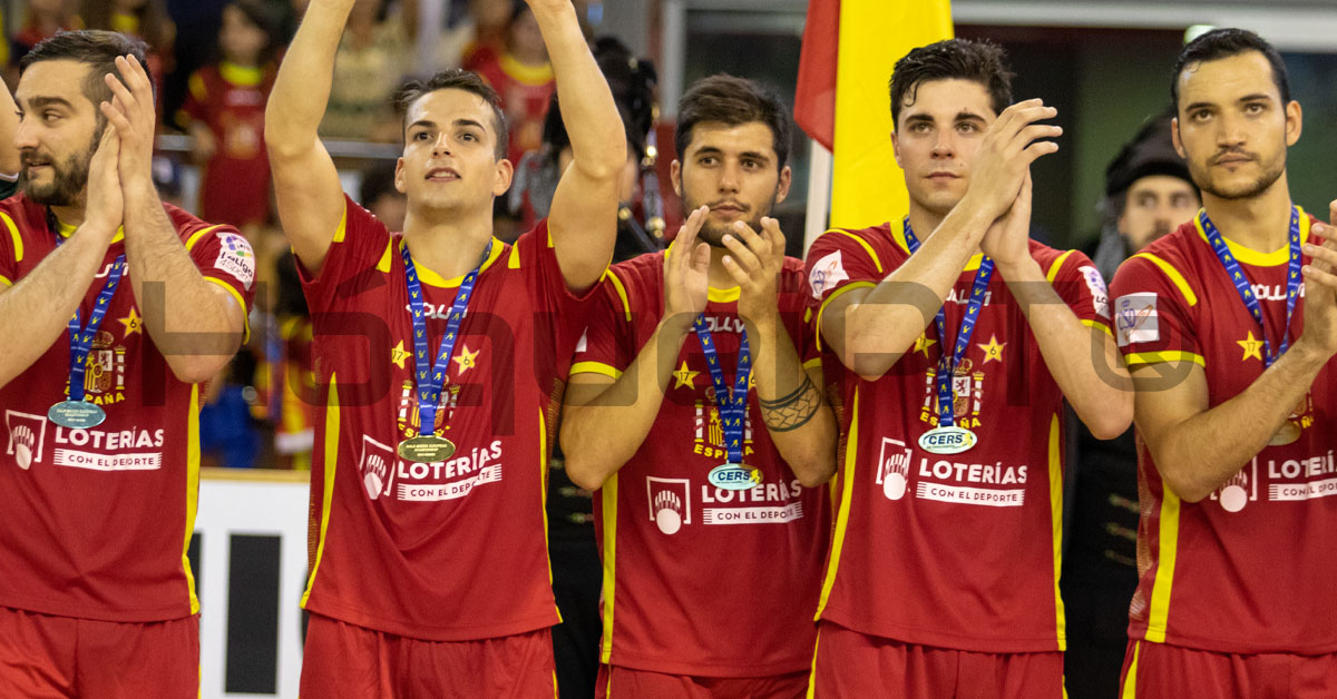 Sai Marín e entra Pérez para o ataque ao 'bi' Mundial