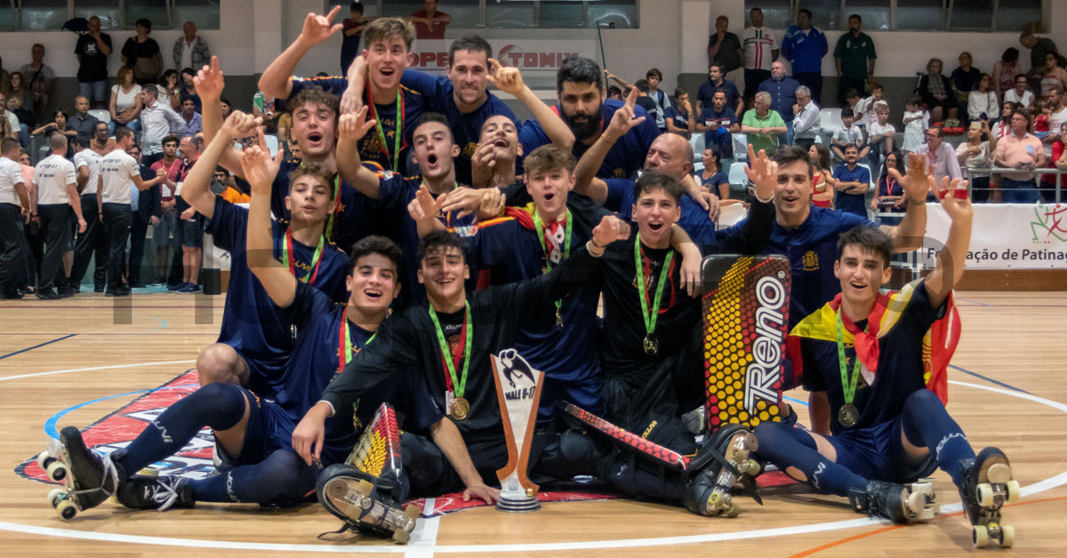 Empate vale título à Espanha
