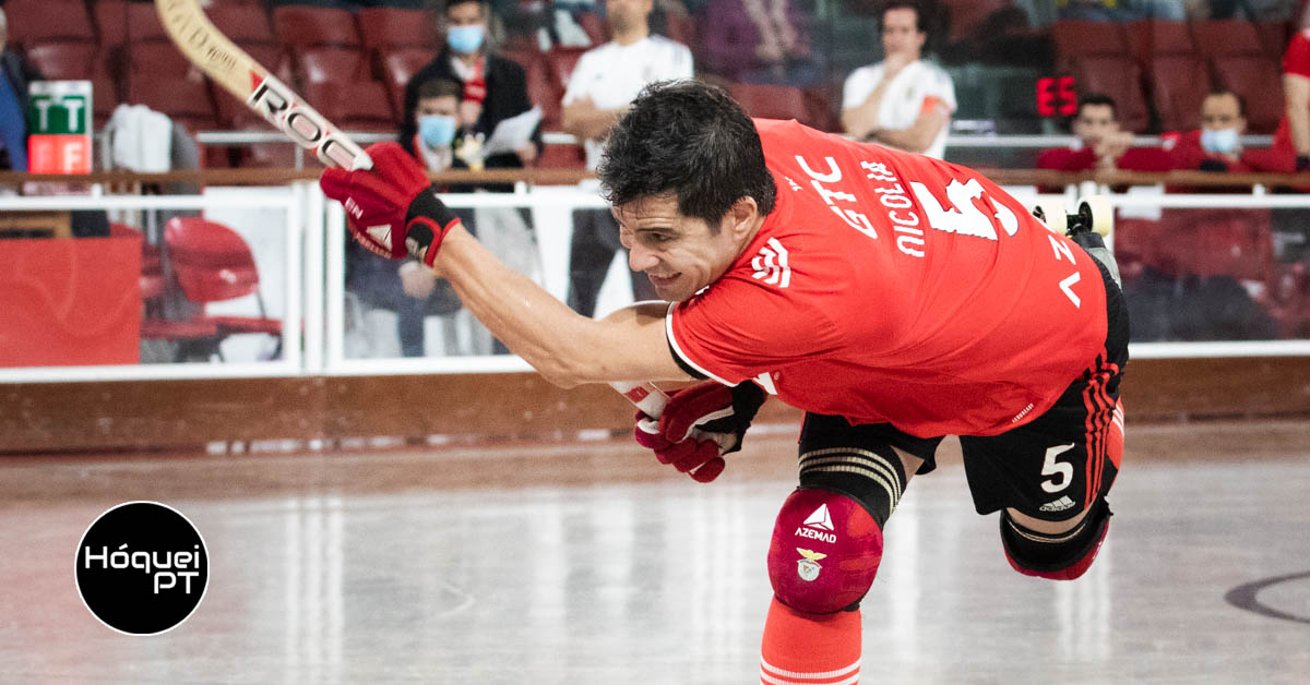 Carlos Nicolía no 'último tango' de águia ao peito