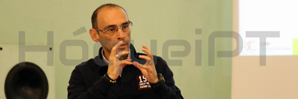 Conferência de treinadores... para todos