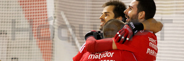 30ª consecutiva vale liderança isolada