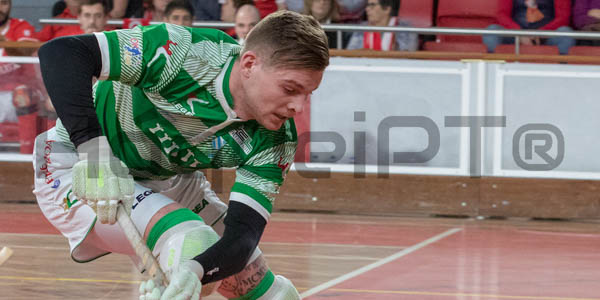 Casanovas rescinde, e Reus já tinha Carballeira na manga