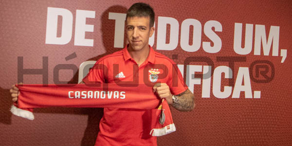 Casanovas apresentado na Luz