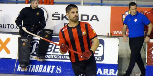 Tiago estreia-se a marcar, e logo em jogo grande