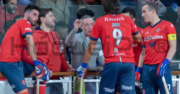 Oliveirense completa pleno português