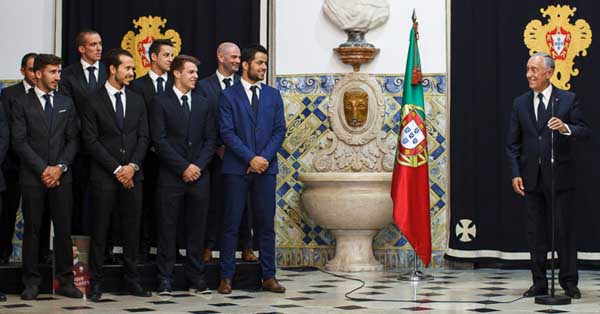 Marcelo recebe Campeões do Mundo esta terça-feira