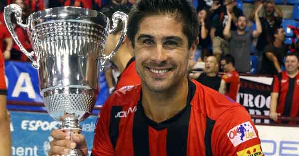 João e Hélder marcam, mas é Tiago que fica com a (Super)Taça