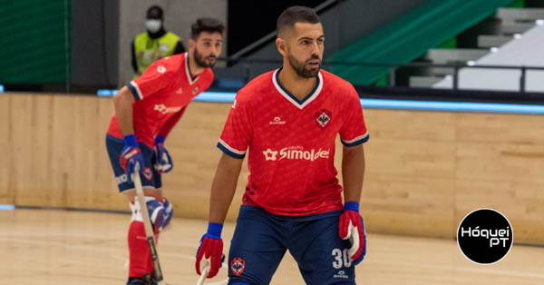 Oliveirense mete a quinta e 'ameaça' Benfica