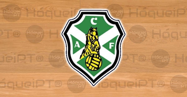 Académico da Feira emitiu comunicados, ameaçou e cumpriu
