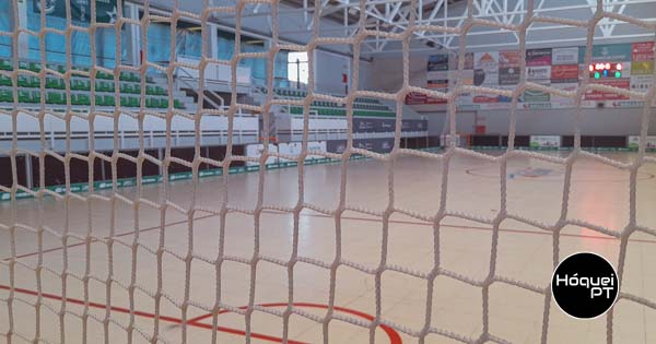 Entre a praia e o castelo, Calafell recebe dupla Continental